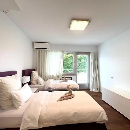 Villa Duesseldorf * Düsseldorf