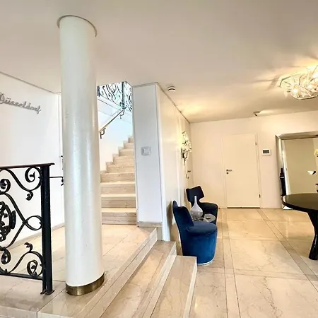 Вилла Villa Duesseldorf Дюссельдорф